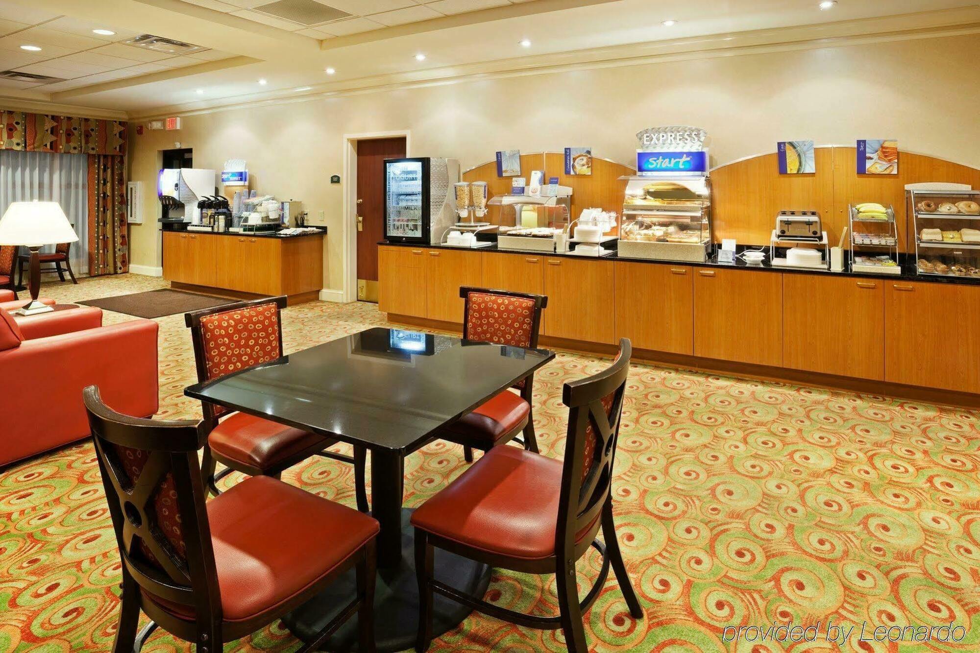 Holiday Inn Express Knoxville-Strawberry Plains By Ihg Экстерьер фото