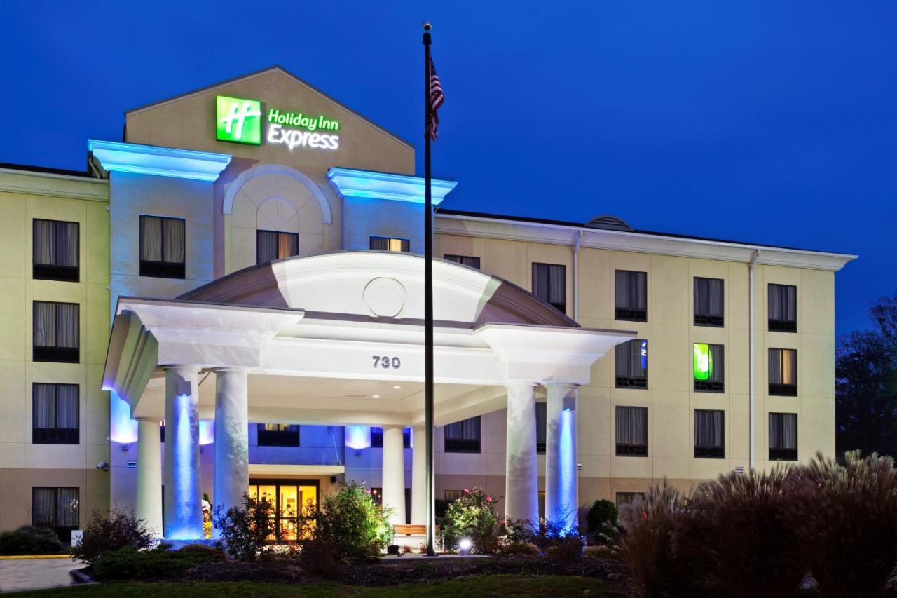 Holiday Inn Express Knoxville-Strawberry Plains By Ihg Экстерьер фото